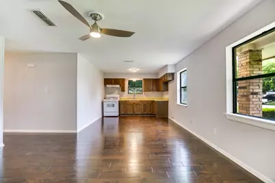 1405 Adams Street, Taylor, TX 76574 - Photo 3