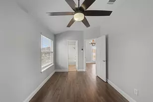 1481 Old Settlers Blvd, Round Rock, TX 78664 - Photo 21