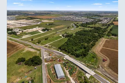 5300 County Road 100, Hutto, TX 78634 - Photo 7