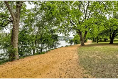 1601 E Cesar Chavez Street #207, Austin, TX 78702 - Photo 27