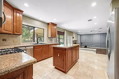 2000 Woods Cove, Round Rock, TX 78681 - Photo 11