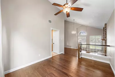 2000 Woods Cove, Round Rock, TX 78681 - Photo 11