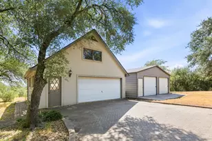 601 Winding Oak Dr, Leander, TX 78641 - Photo 29