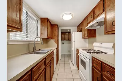 6521 Hart Lane, Austin, TX 78731 - Photo 7