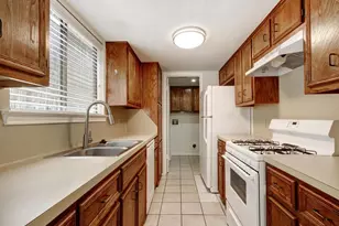 6521 Hart Ln, Austin, TX 78731 - Photo 7