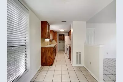 6521 Hart Lane, Austin, TX 78731 - Photo 9