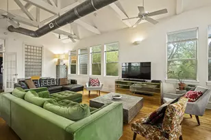 1007 E 8th St, Austin, TX 78702 - Photo 1