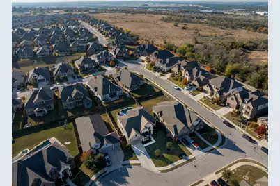 304 Wavy Cattail Cove, Georgetown, TX 78626 - Photo 29