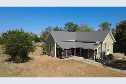 701 N Bastrop Street, Manor, TX 78653 - Photo 15