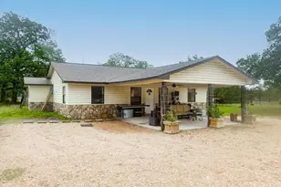 326 Zapalac Rd, Smithville, TX 78957 - Photo 1