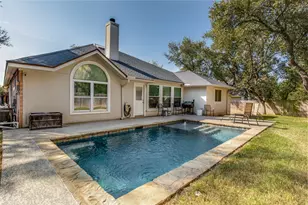 1902 Overland Dr, Leander, TX 78641 - Photo 33