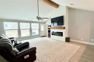 1902 Overland Dr, Leander, TX 78641 - Photo 17