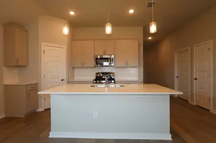 4600 Lava Is Dr, Austin, TX 78747 - Photo 5