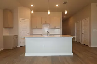 4600 Lava Is Dr, Austin, TX 78747 - Photo 5