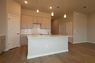 4600 Lava Is Dr, Austin, TX 78747 - Photo 3