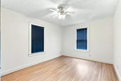 1406 E 11th Street, Austin, TX 78702 - Photo 9
