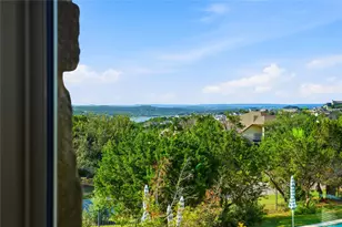 111 Serene Hilltop Cir, Austin, TX 78738 - Photo 29