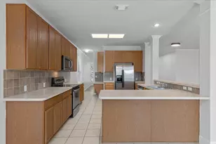 11217 Jockey Bluff Dr, Austin, TX 78748 - Photo 7