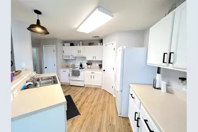 2204 Brewers Place, Taylor, TX 76574 - Photo 9