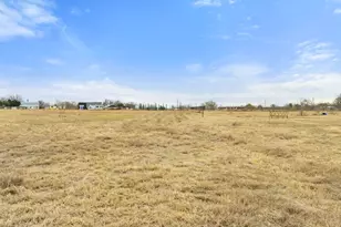 20646 Cameron Rd, Coupland, TX 78615 - Photo 15