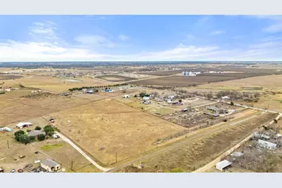 20646 Cameron Road, Coupland, TX 78615 - Photo 9