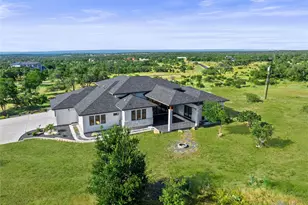 583 Comanche Rdg, Round Mountain, TX 78663 - Photo 3