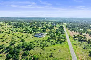 583 Comanche Rdg, Round Mountain, TX 78663 - Photo 25