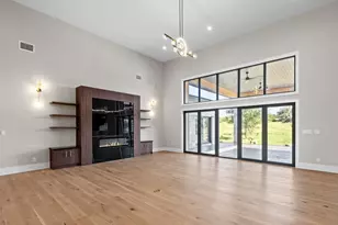 583 Comanche Rdg, Round Mountain, TX 78663 - Photo 9