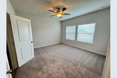101 Hereford Loop, Hutto, TX 78634 - Photo 15