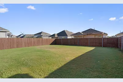 600 Hugenot Way, Georgetown, TX 78626 - Photo 23