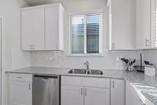 600 Hugenot Wy, Georgetown, TX 78626 - Photo 9