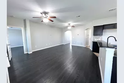 802 Mitchell Drive, Hutto, TX 78634 - Photo 11