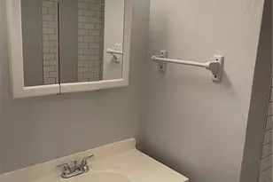 105 Meteor Dr, Austin, TX 78745 - Photo 5