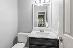 2402 Sparrow Dr, Round Rock, TX 78681 - Photo 17