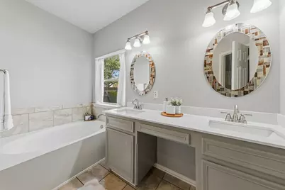 2402 Sparrow Drive, Round Rock, TX 78681 - Photo 25