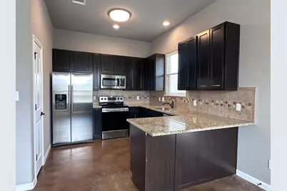 200 Mauna Kea Lane #B, Bastrop, TX 78602 - Photo 5