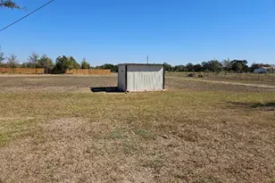 482 McDonald Ln W, Cedar Creek, TX 78612 - Photo 19