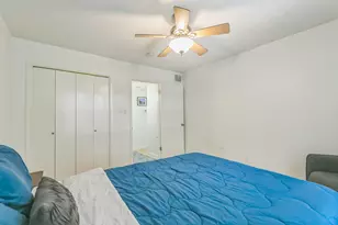 300 Crockett St, Austin, TX 78704 - Photo 11