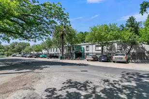 300 Crockett St, Austin, TX 78704 - Photo 27