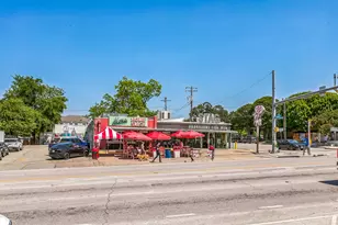 300 Crockett St, Austin, TX 78704 - Photo 19