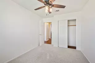 105 Pentire Way, Hutto, TX 78634 - Photo 9