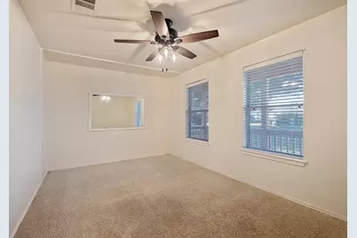 105 Pentire Way, Hutto, TX 78634 - Photo 5