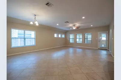 9509 Sydney Marilyn Lane, Austin, TX 78748 - Photo 13