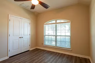 9509 Sydney Marilyn Ln, Austin, TX 78748 - Photo 5