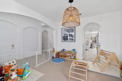 10313 Big Thicket Drive, Austin, TX 78747 - Photo 9