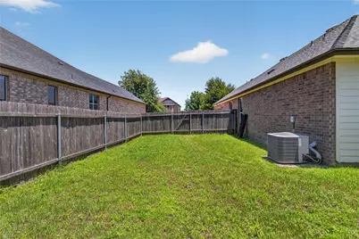1005 Lonesome Lilly Way, Pflugerville, TX 78660 - Photo 23