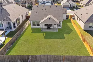 908 Knowles Dr, Hutto, TX 78634 - Photo 29