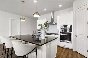 908 Knowles Dr, Hutto, TX 78634 - Photo 7