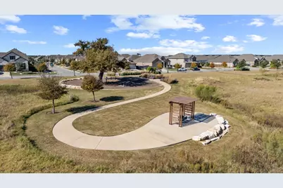 908 Knowles Drive, Hutto, TX 78634 - Photo 35