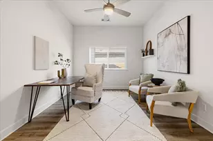 908 Knowles Dr, Hutto, TX 78634 - Photo 15